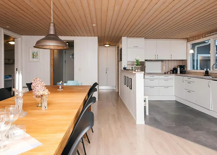 10 Person In Glesborg-by Traum Casa de Férias *