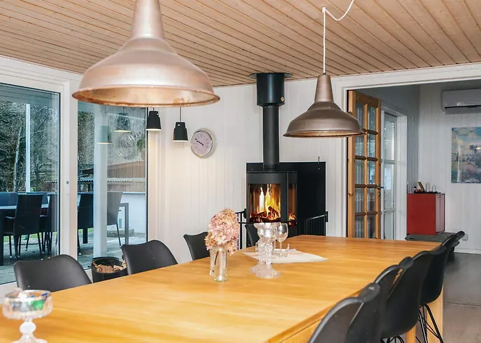 10 Person In Glesborg-by Traum Casa de Férias